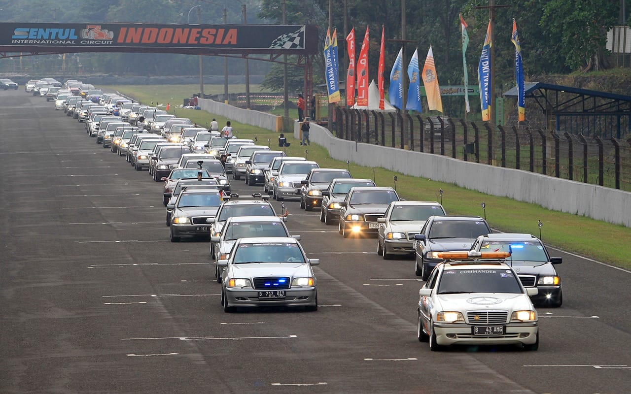 Mercedes Benz Club Indonesia Pecahkan Rekor Muri Di Sirkuit Sentul