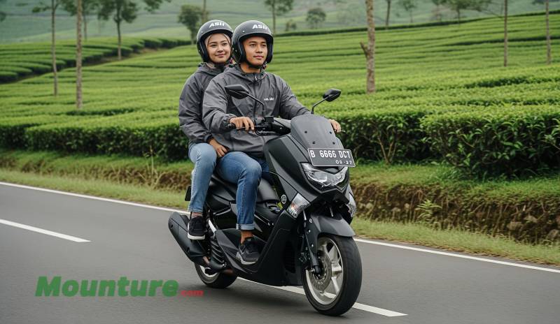 Touring Motor Bareng Pasangan