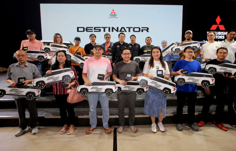 Konsumen Pertama Mitsubishi Destinator