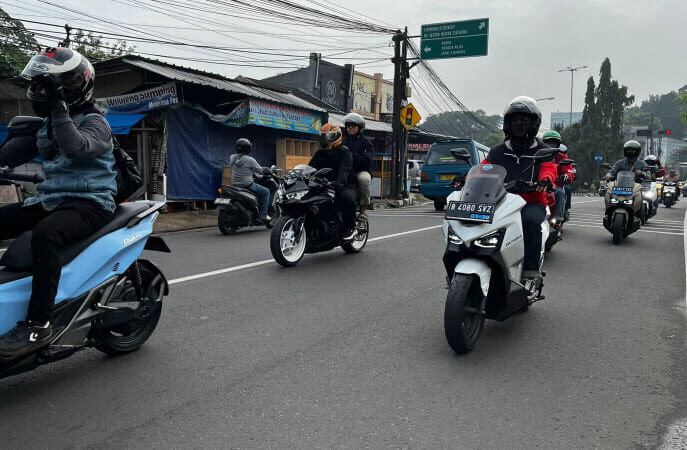 Motor Listrik Touring