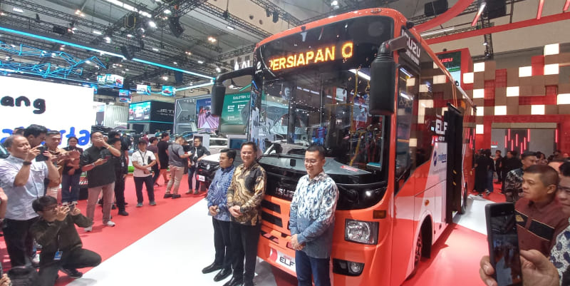 Isuzu ELF NQR B