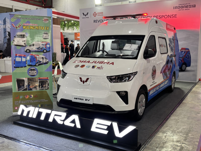 Ambulans Listrik Wuling Mitra EV