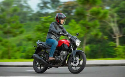 Memanaskan Mesin Motor