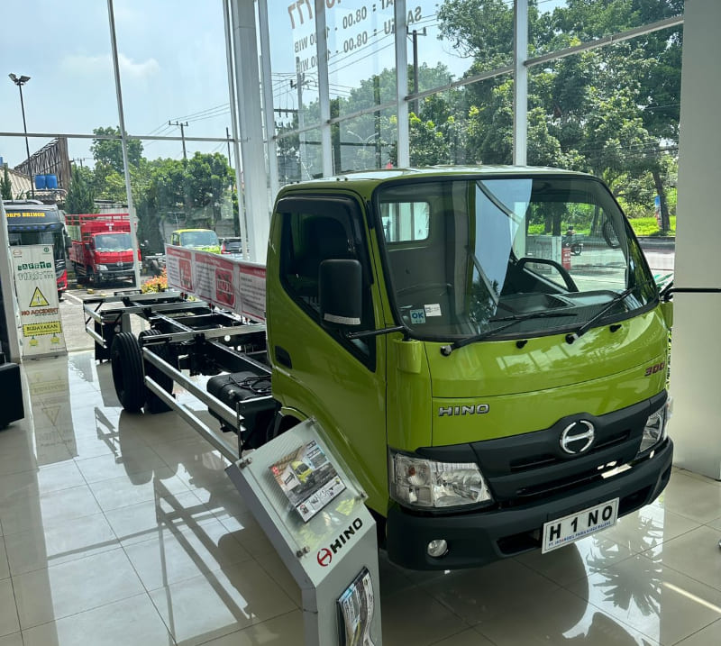 Hino 300 – 136 MDLR
