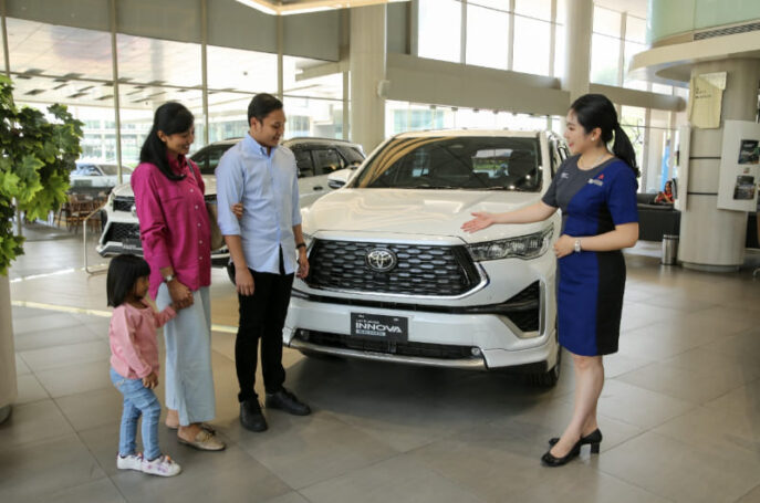 Kijang Innova Zenix Terbaru