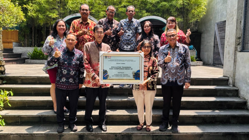 CSR Hino Universitas Udayana