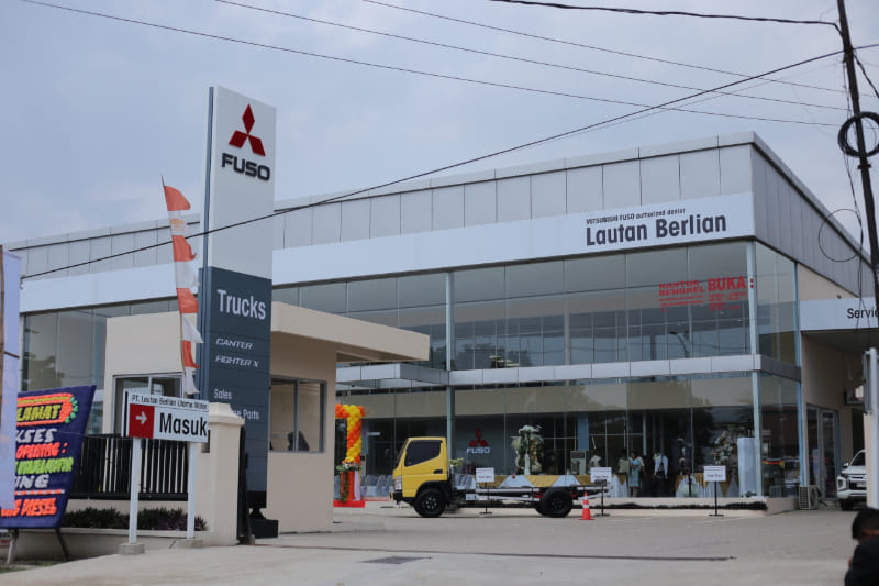 Mitsubishi Fuso Lampung