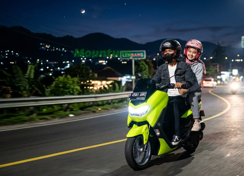 Berkendara Malam Hari 