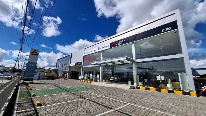 Diler Mitsubishi Bukittinggi