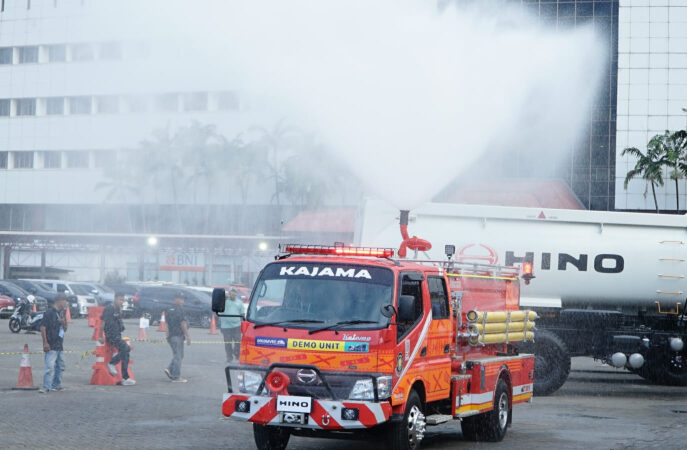 Pemadam Kebakaran Hino 300 Series