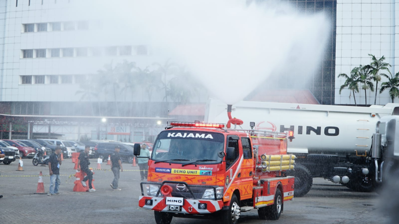 Pemadam Kebakaran Hino 300 Series