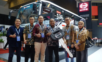 Hino Bus 136 MDBL 4x4