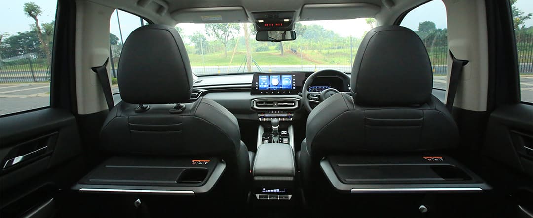 Kabin Mitsubishi Destinator