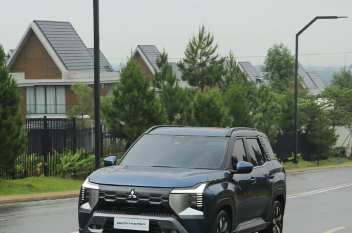 Mitsubishi Destinator