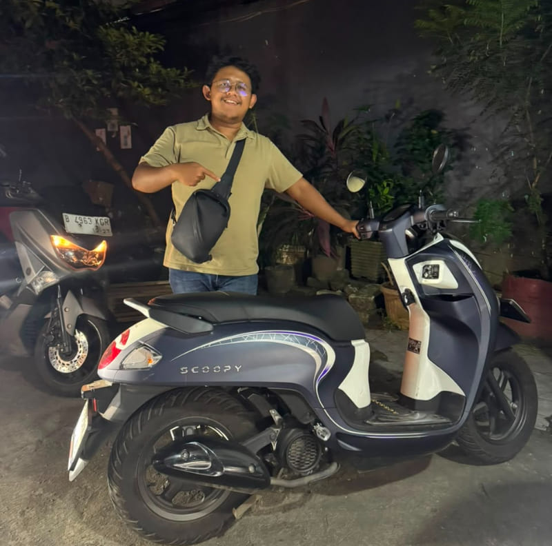 Aziz Sulthoni - FIFGroup