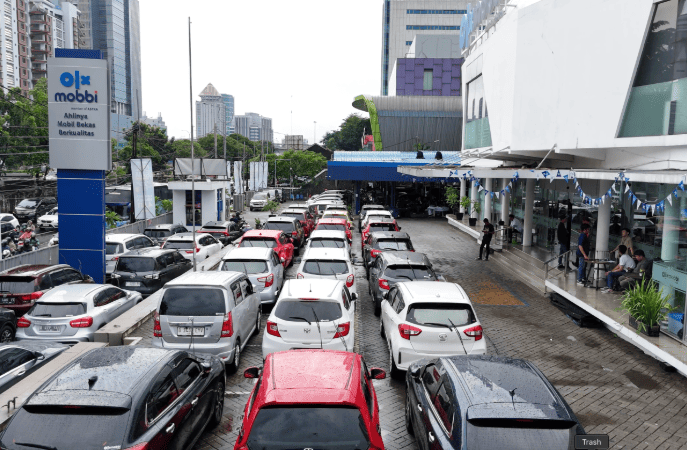 Mobil Bekas MPV
