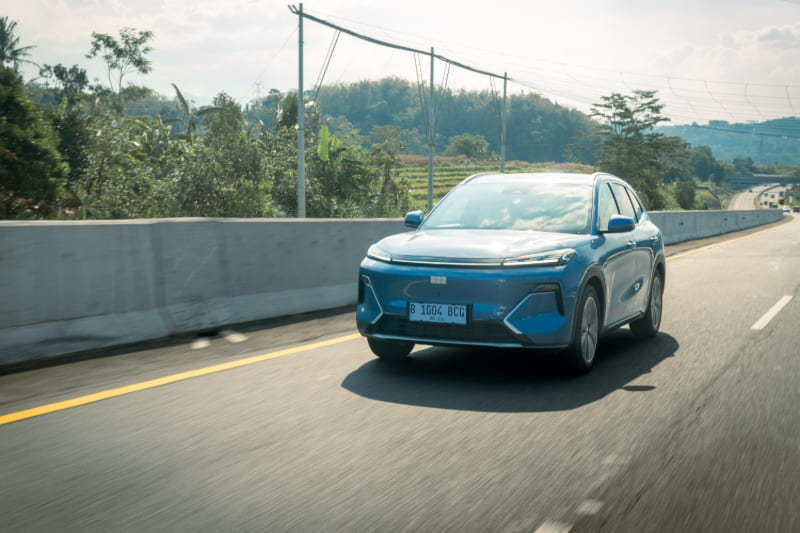 Geely EX5