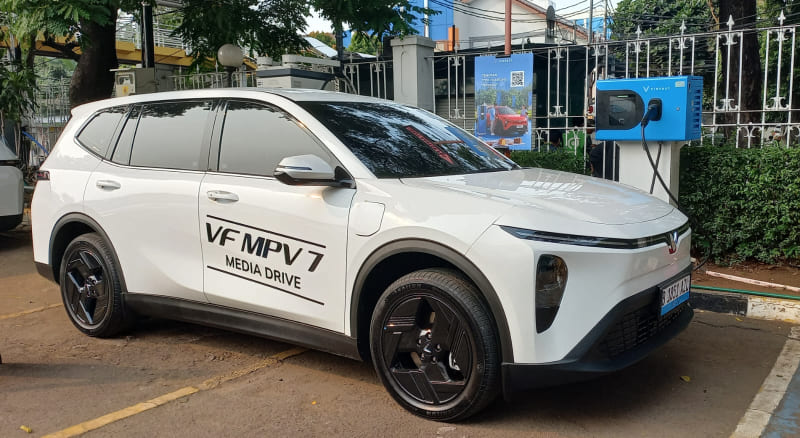 VinFast VF MPV 7
