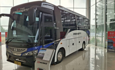 Hino Bus GB 150 AT