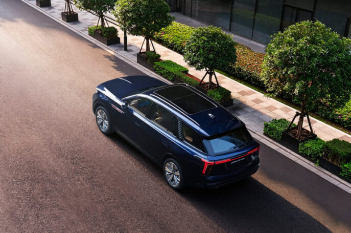 Hongqi E-HS9