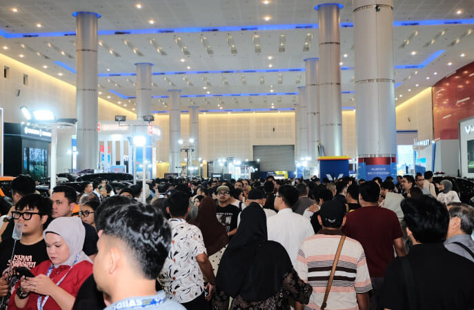 Pengunjung GIIAS Surabaya 2026