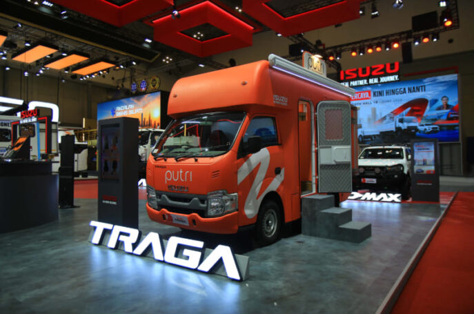 Isuzu TRAGA Putri Salon Studio