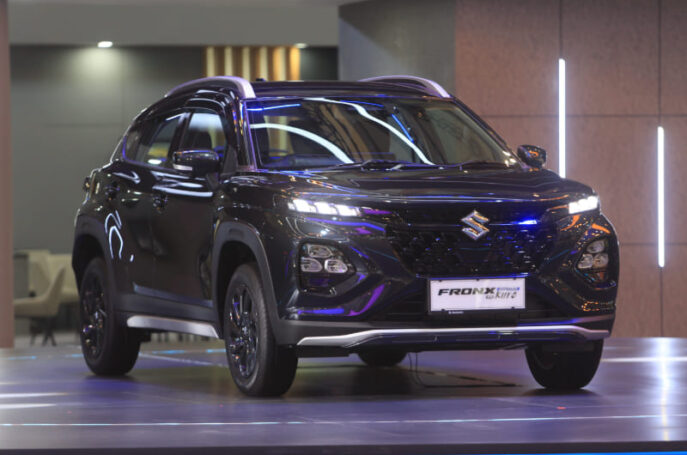 Suzuki Fronx SGX Hybrid Kuro