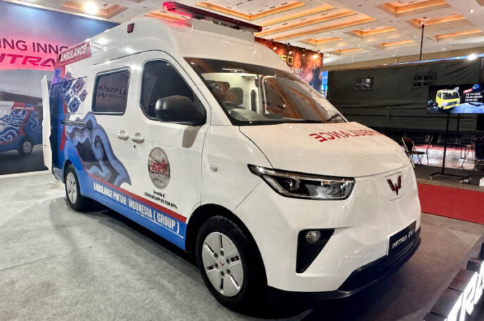 Wuling Mitra EV Ambulans