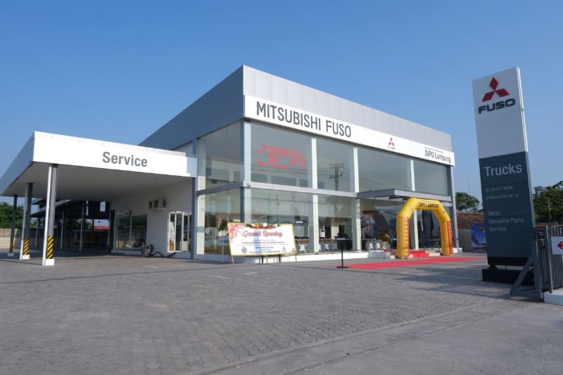 Mitsubishi Fuso Lampung