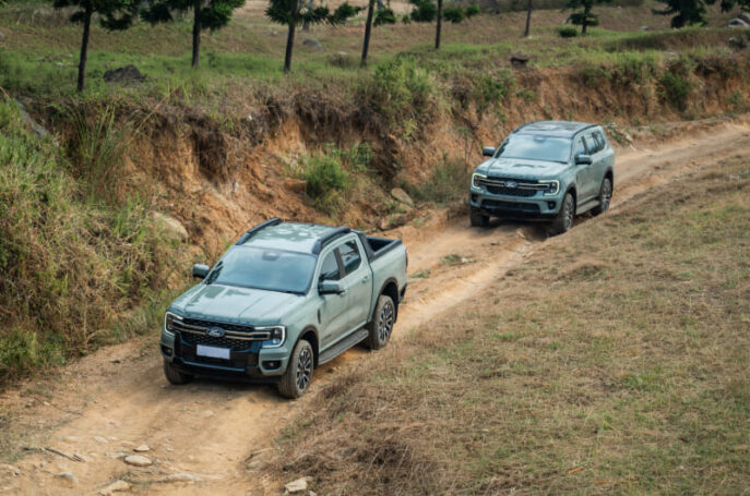 Ford Everest Platinum vs Ranger Platinum