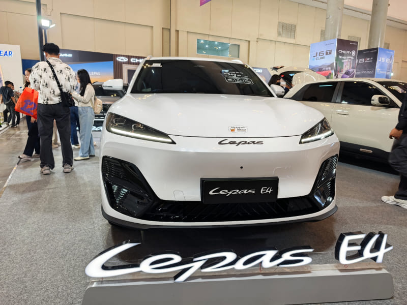 Lepas E4 Ev