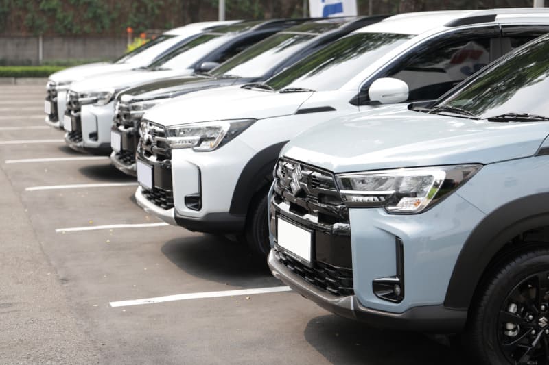 Parkir Suzuki XL7