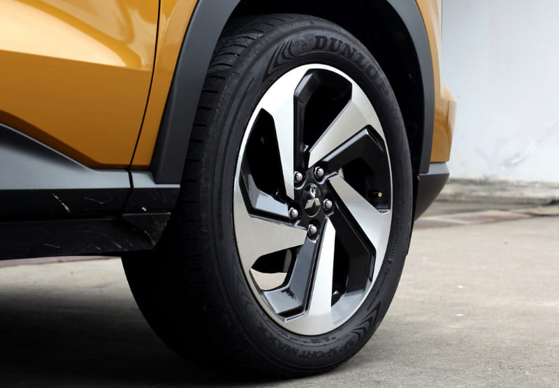 Ban Mitsubishi Xforce