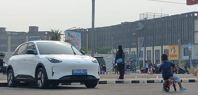 Geely EX2 Pro